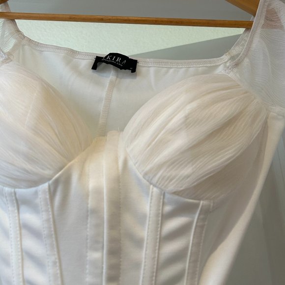 White, sheer long sleeve crop top from Akira - Picture 1 of 10